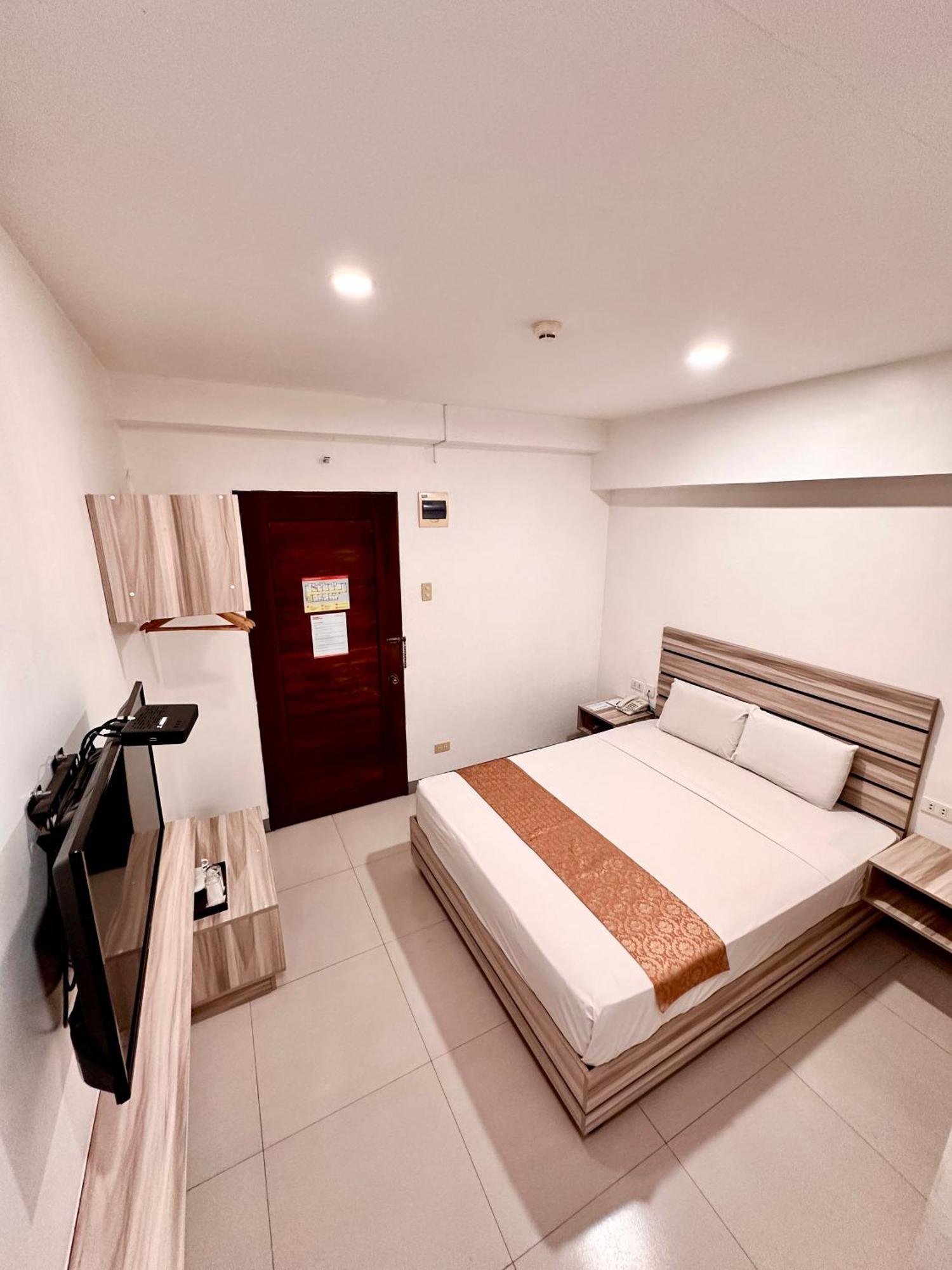 Travelbee Fuente Inn Cebu Eksteriør bilde