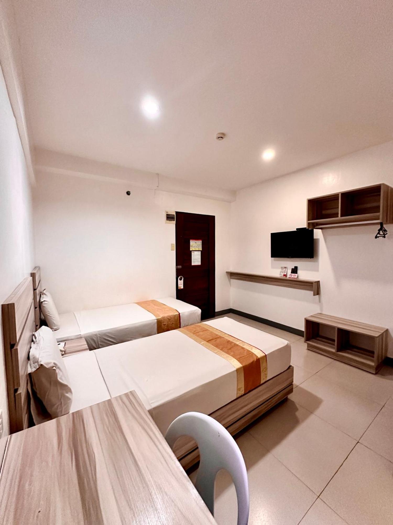 Travelbee Fuente Inn Cebu Eksteriør bilde